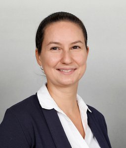 Dr. Lucia Pisarova